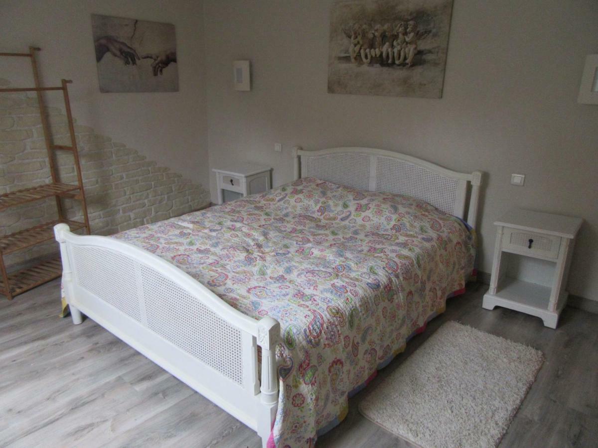 La Belle Endormie - Appartement A Fenetrange Экстерьер фото